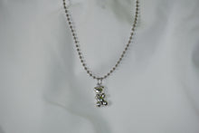 Cargar imagen en el visor de la galería, Tiny Bear silver
