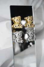 Cargar imagen en el visor de la galería, Rhinestone Tiny Bear Gold
