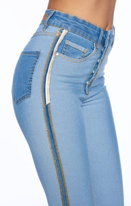 Reversed High Rise Ankle Jeans